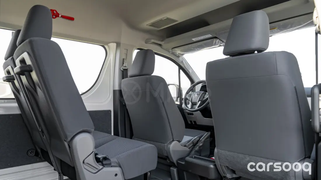 Toyota Hiace STD 13 Seater 2026 3.5L V6 Petrol Manual White  - Photo 26