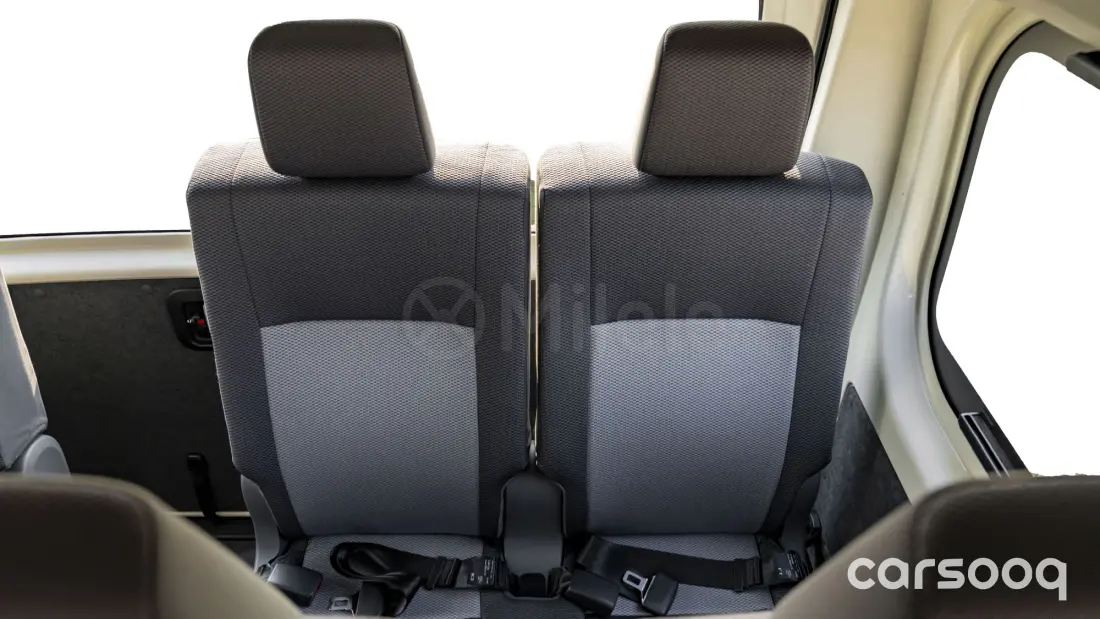 Toyota Hiace STD 13 Seater 2026 3.5L V6 Petrol Manual White  - Photo 29