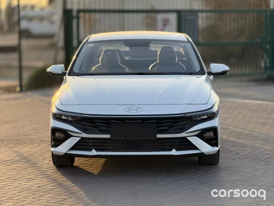 Hyundai Elantra Comfort 1.5L Petrol 2025 Model White Color Exterior For Export in Dubai - Photo 2
