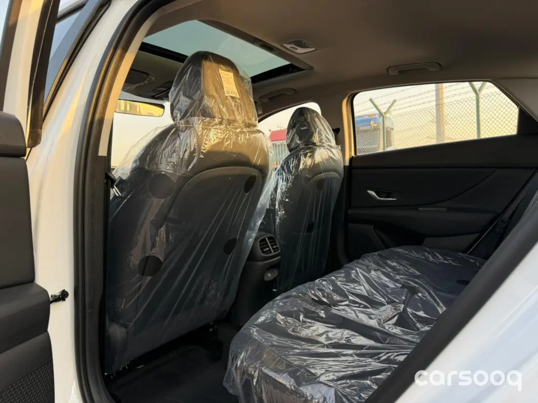 Hyundai Elantra Comfort 1.5L Petrol 2025 Model White Color Exterior For Export in Dubai - Photo 15