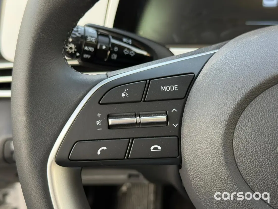 Hyundai Elantra Comfort 1.5L Petrol 2025 Model White Color Exterior For Export in Dubai - Photo 18