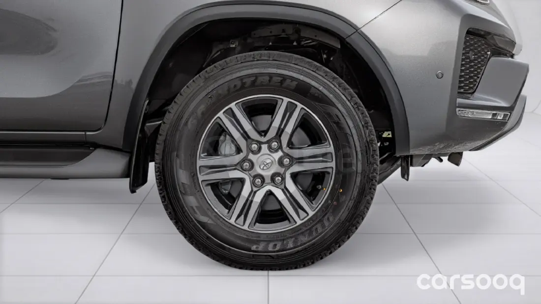 Toyota Fortuner 2026 Model Year 2.7L 4X4 Grey Color - Photo 6