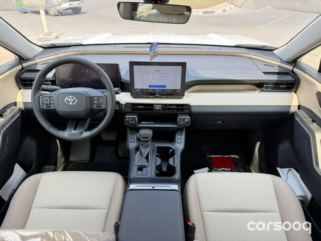 Toyota RAV4 XLE 2.5L Hybrid 2026 - GCC Specs - White/Beige - Photo 13