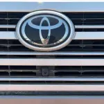 Toyota Land Cruiser VXR 3.5L Twin-Turbo 2025 - GCC Specs - Bronze/Red - Thumbnail 28