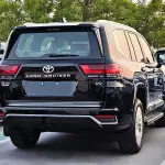 Toyota Land Cruiser VX 3.3L V6 Twin-Turbo Diesel 2026 - GCC Specs - Black/Black - Thumbnail 5
