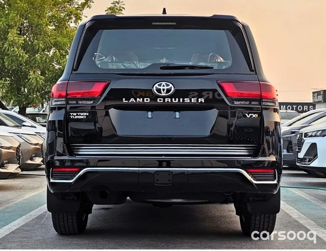 Toyota Land Cruiser VX 3.3L V6 Twin-Turbo Diesel 2026 - GCC Specs - Black/Black - Photo 6