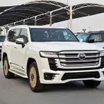 Toyota Land Cruiser VXR 2026 Model 3.5L V6 - GCC Specs - White/Red - Thumbnail 2
