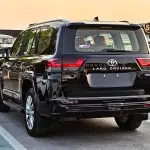 Toyota Land Cruiser VXR 2026 Model 3.5L V6 - GCC Specs - Black/Beige - Thumbnail 5