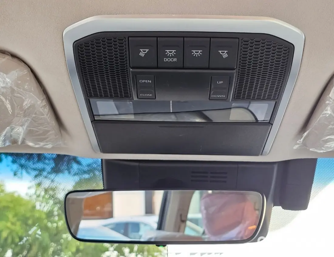Toyota Land Cruiser VXR 2026 Model 3.5L V6 - GCC Specs - Black/Beige - Photo 24