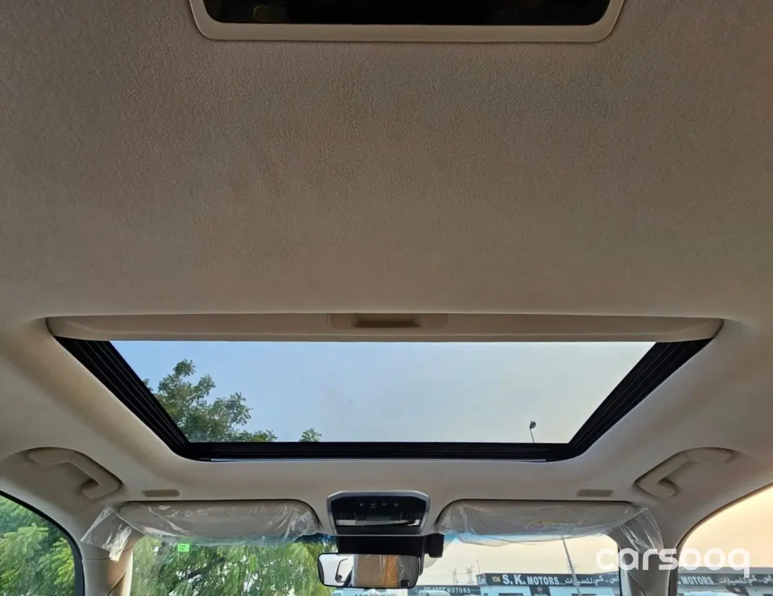 Toyota Land Cruiser VXR 2026 Model 3.5L V6 - GCC Specs - Black/Beige - Photo 29