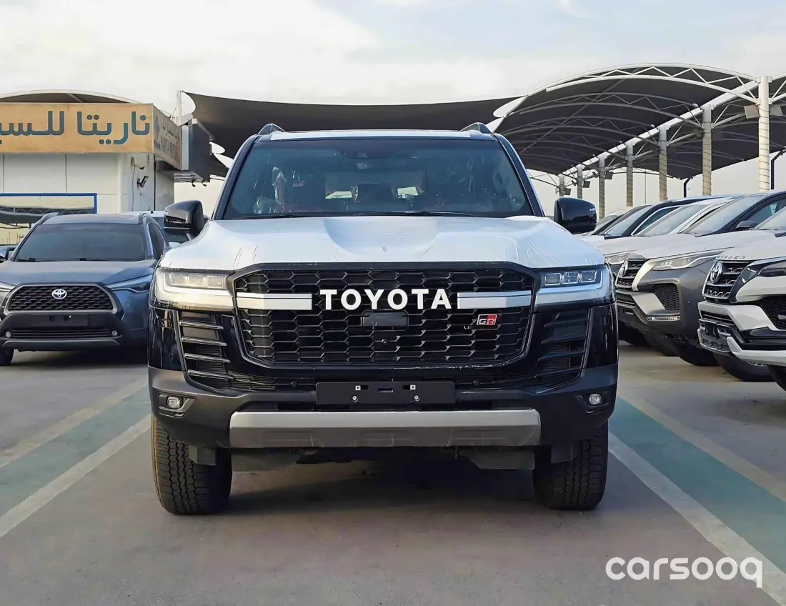 Toyota Land Cruiser GR Sport 2026 Model 3.3L Diesel - GCC Specs - Black/Beige - Photo 1