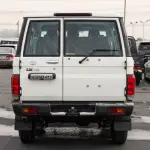 تويوتا لاند كروزر LC76 مصندق فئة LX موديل 2026 محرك 4.0L V6 مانيوال - أبيض/تان - Thumbnail 5