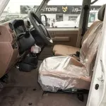تويوتا لاند كروزر LC76 مصندق فئة LX موديل 2026 محرك 4.0L V6 مانيوال - أبيض/تان - Thumbnail 7