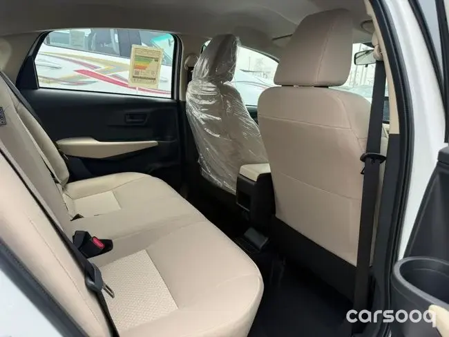 Toyota Yaris E 1.5L 2026 Model - GCC Specs - White/Black - Photo 10