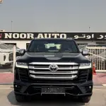 Toyota Land Cruiser VXR 2026 Model 3.5L GCC Specs - Black/Red - Thumbnail 2