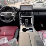 Toyota Land Cruiser VXR 2026 Model 3.5L GCC Specs - Black/Red - Thumbnail 6