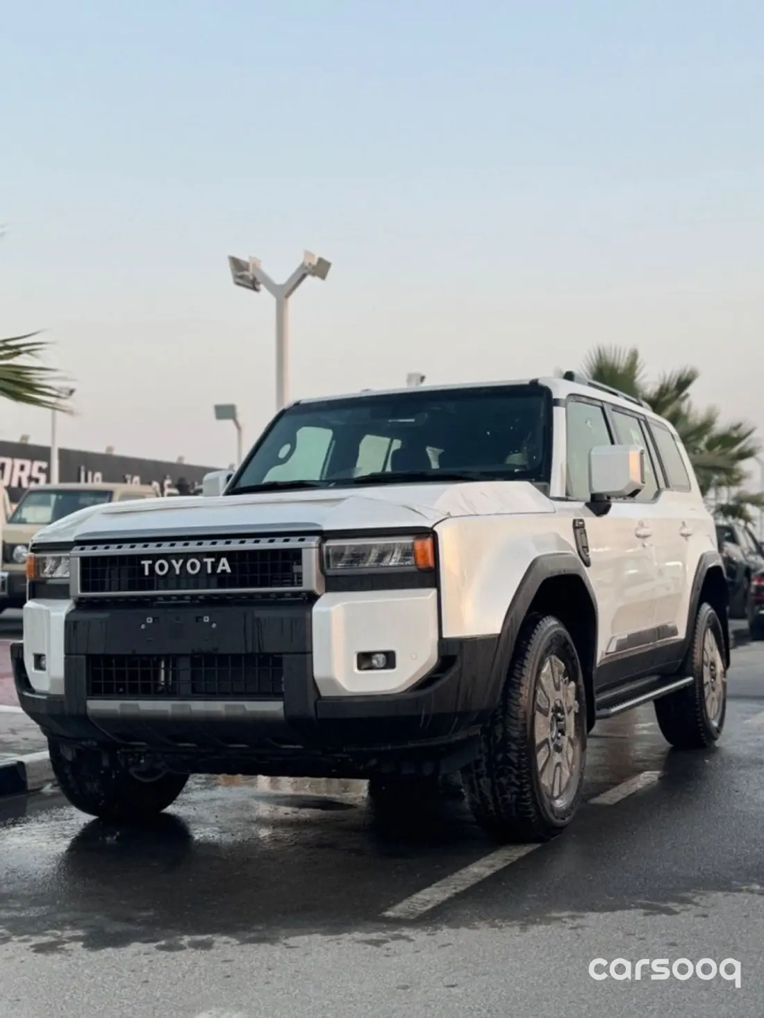 تويوتا لاند كروزر برادو GXR موديل 2025 محرك 2.4L توربو - أبيض/أسود - Photo 2