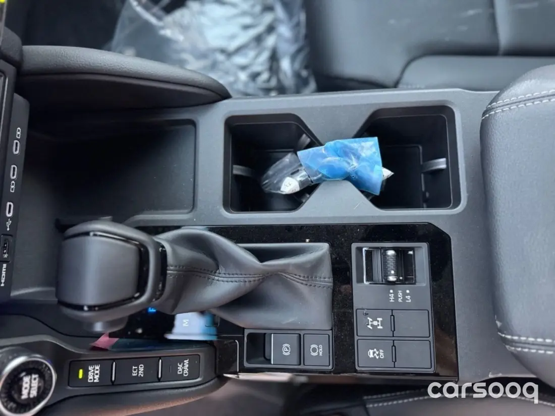 تويوتا لاند كروزر برادو GXR موديل 2025 محرك 2.4L توربو - أبيض/أسود - Photo 6