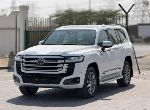 Toyota Land Cruiser VXR HEV 2026 Model 3.5L - GCC Specs - White/Beige For Export in Dubai