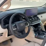 Toyota Land Cruiser VXR HEV 2026 Model 3.5L - GCC Specs - White/Beige For Export in Dubai - Thumbnail 5