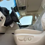 Toyota Land Cruiser VXR HEV 2026 Model 3.5L - GCC Specs - White/Beige For Export in Dubai - Thumbnail 6