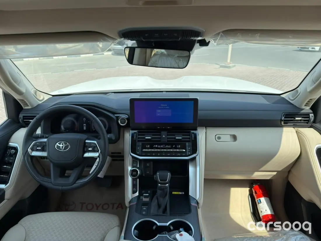 Toyota Land Cruiser VXR HEV 2026 Model 3.5L - GCC Specs - White/Beige For Export in Dubai - Photo 12