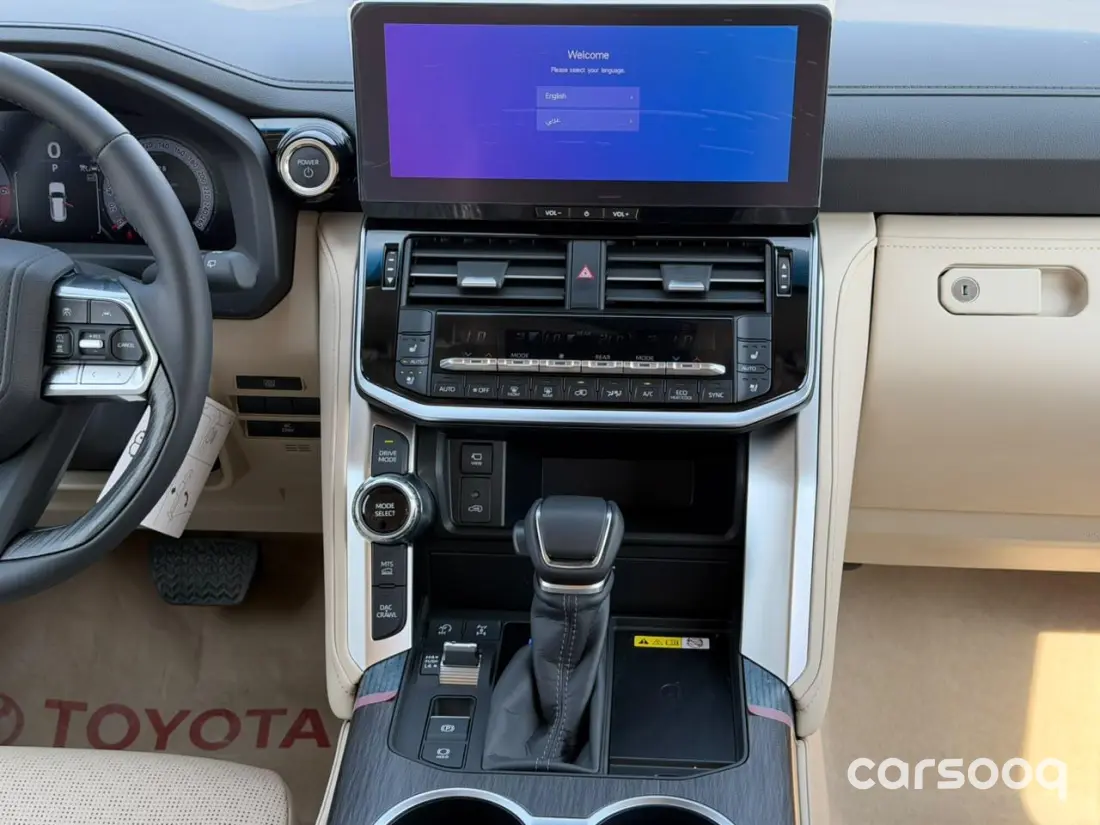 Toyota Land Cruiser VXR HEV 2026 Model 3.5L - GCC Specs - White/Beige For Export in Dubai - Photo 13