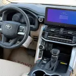 Toyota Land Cruiser VXR HEV 2026 Model 3.5L - GCC Specs - White/Beige For Export in Dubai - Thumbnail 14