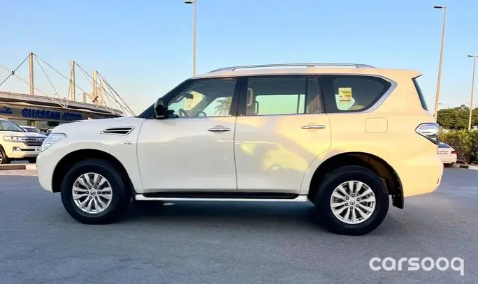 Nissan Patrol Platinum 4.0L V6 2019 - GCC Specs - White/Red - Photo 4