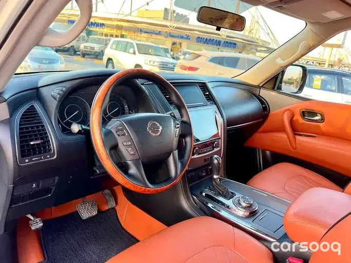 Nissan Patrol Platinum 4.0L V6 2019 - GCC Specs - White/Red - Photo 9