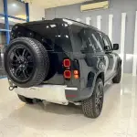 لاند روفر ديفيندر 110 محرك 2.0L توربو موديل 2024 - أسود/أسود - Thumbnail 18