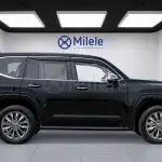 Toyota Land Cruiser 300 ZX (RHD) 3.3L Twin-Turbo Diesel 2026 - Black/Beige - Thumbnail 5