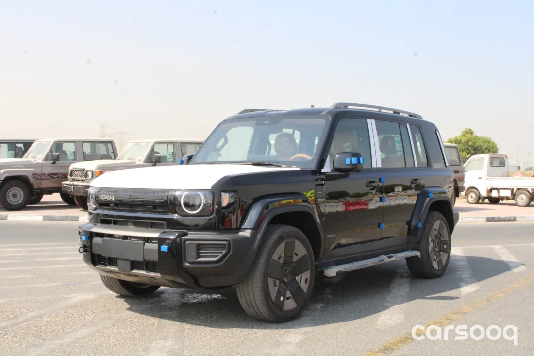 iCAR V27 REEV Flagship 2026 Model - Black/Brown - Photo 1