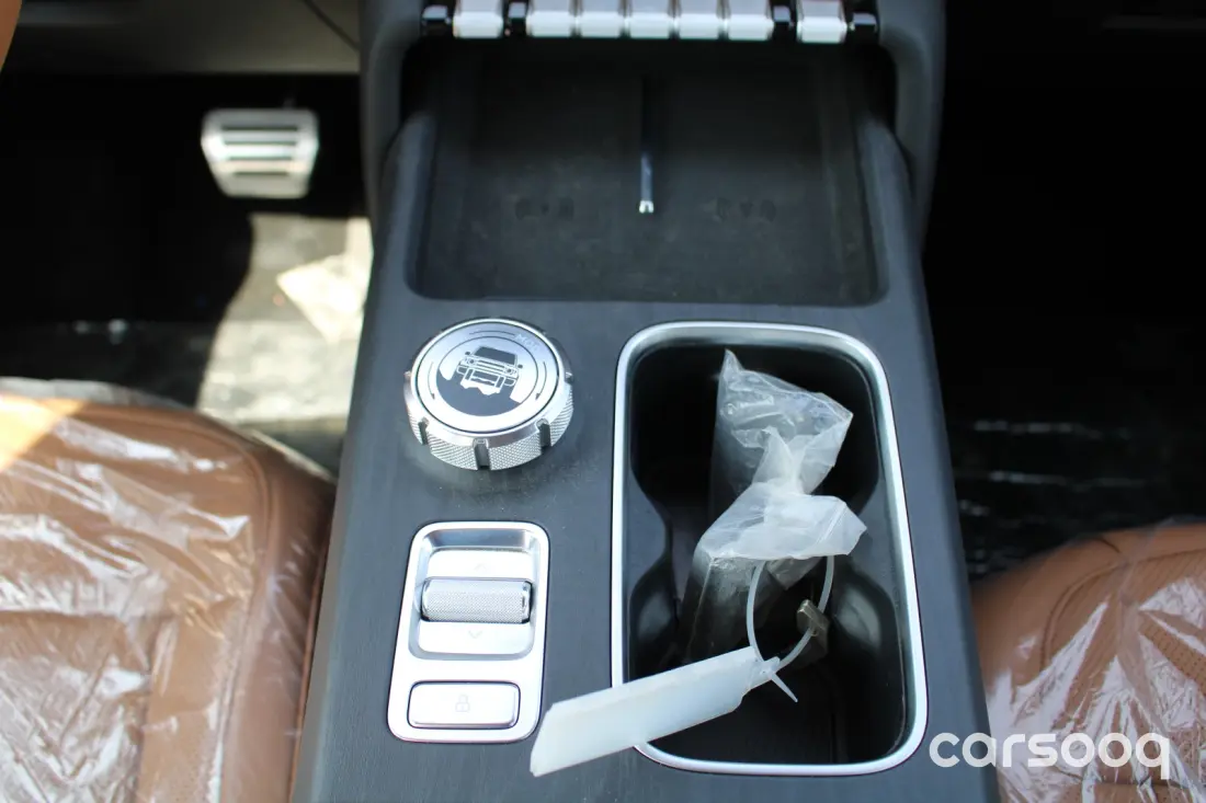 iCAR V27 REEV Flagship 2026 Model - Black/Brown - Photo 16