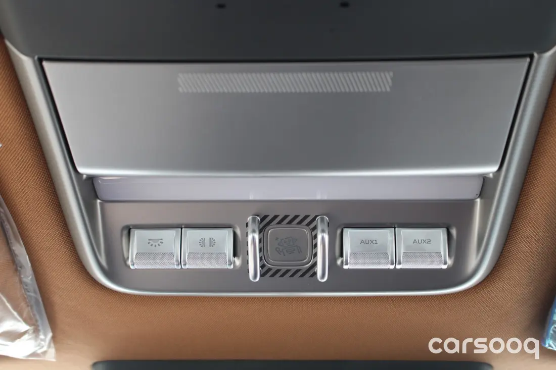 iCAR V27 REEV Flagship 2026 Model - Black/Brown - Photo 17
