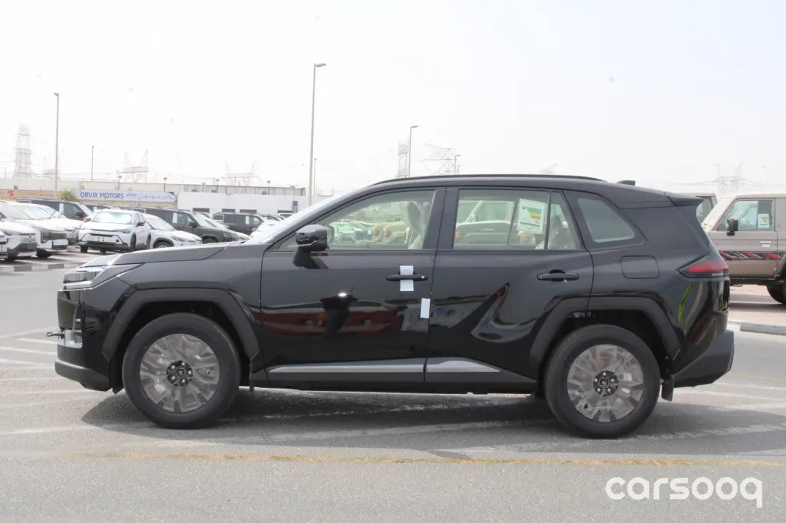Toyota RAV4 XLE 2.0L 2026 - GCC Specs - Black/Beige - Photo 3