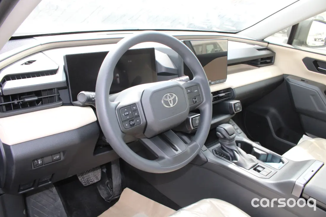 Toyota RAV4 XLE 2.0L 2026 - GCC Specs - Black/Beige - Photo 6