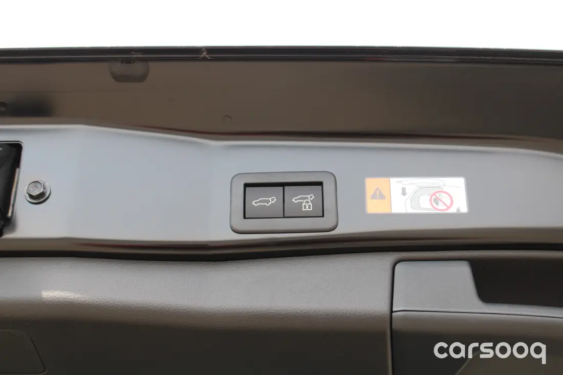 Toyota RAV4 XLE 2.0L 2026 - GCC Specs - Black/Beige - Photo 18
