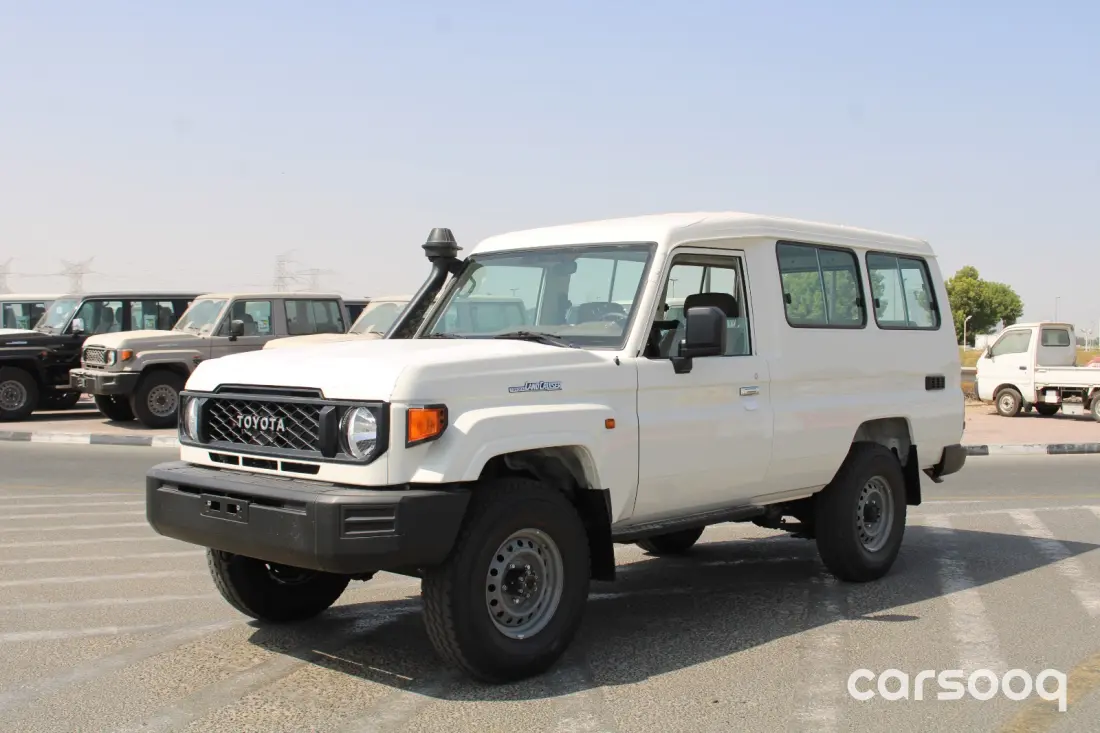 تويوتا لاند كروزر LC78 محرك 2.8L توربو ديزل موديل 2026 - مواصفات خليجية - أبيض/بيج - Photo 1
