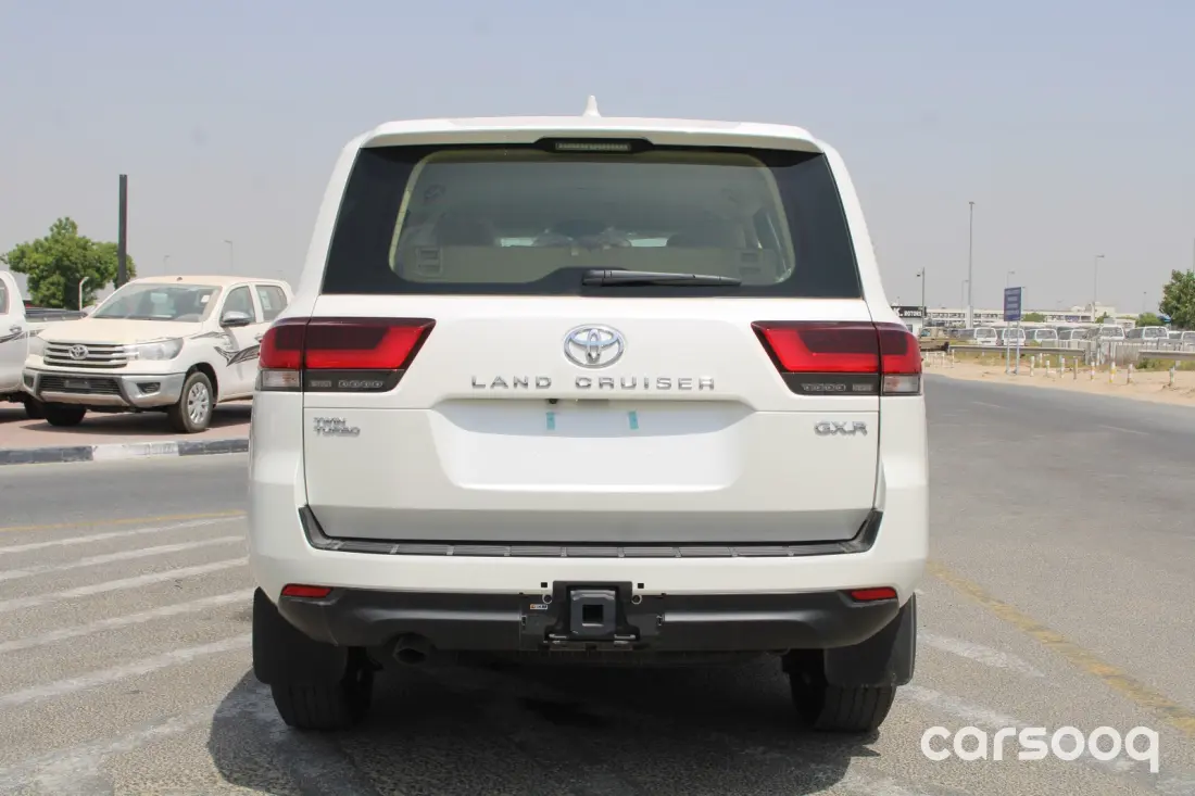 Toyota Land Cruiser 300 GXR-G 3.5L 2025 Model - GCC Specs - White/Beige - Photo 3