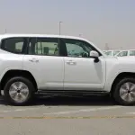 Toyota Land Cruiser 300 GXR-G 3.5L 2025 Model - GCC Specs - White/Beige - Thumbnail 6