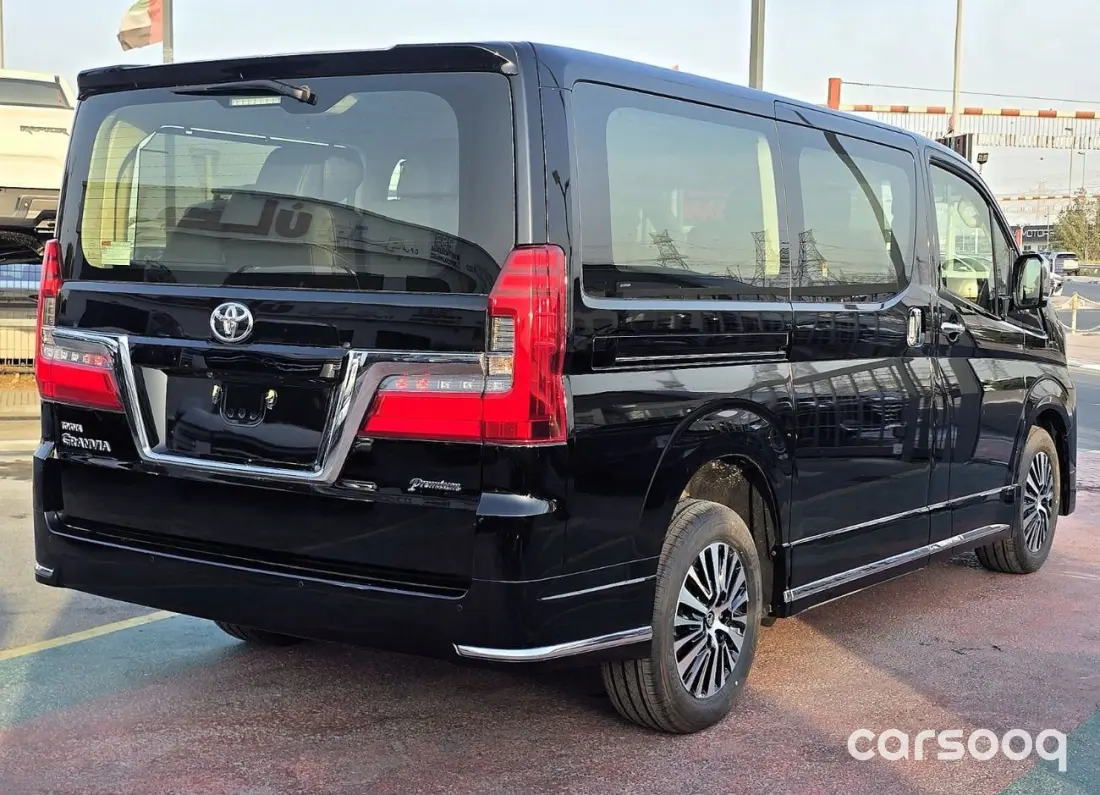 Toyota Granvia Premium 2.8L Turbo Diesel 2025 - GCC Specs - Black/Black - Photo 6