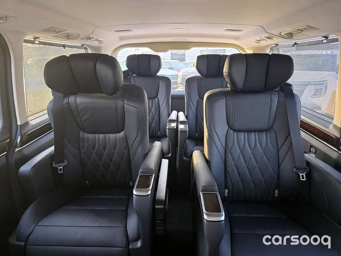 Toyota Granvia Premium 2.8L Turbo Diesel 2025 - GCC Specs - Black/Black - Photo 23