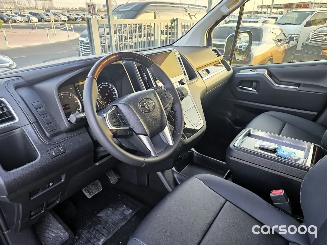 Toyota Granvia Premium 2.8L Turbo Diesel 2025 - GCC Specs - Black/Black - Photo 29