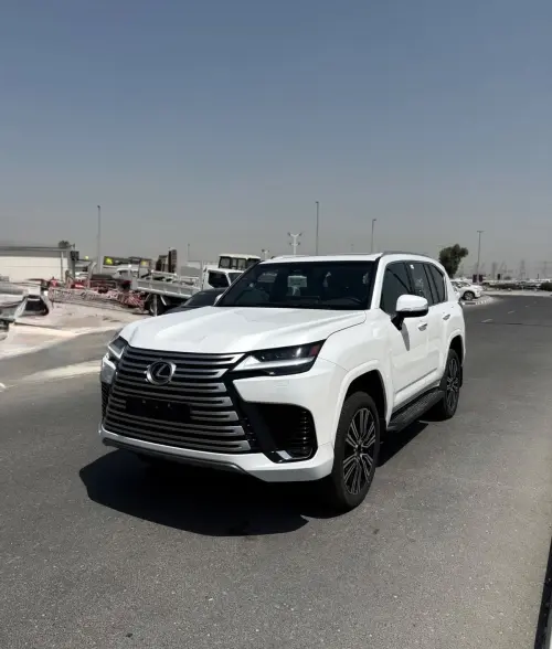 Lexus LX700h Signature 3.5L Hybrid 2026 - GCC Specs - White/Black