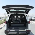 Lexus LX700h Signature 3.5L Hybrid 2026 - GCC Specs - White/Black - Thumbnail 17
