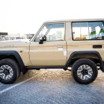 تويوتا لاند كروزر LC71 هارد طوب محرك 4.0L V6 موديل 2026 - بيج/بني للتصدير في دبي - Thumbnail 9