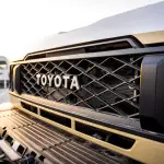تويوتا لاند كروزر LC71 هارد طوب محرك 4.0L V6 موديل 2026 - بيج/بني للتصدير في دبي - Thumbnail 13