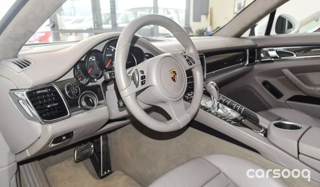 Porsche Panamera Turbo Fab Design 4.8L V8 2010 Model - White/Grey - Photo 7