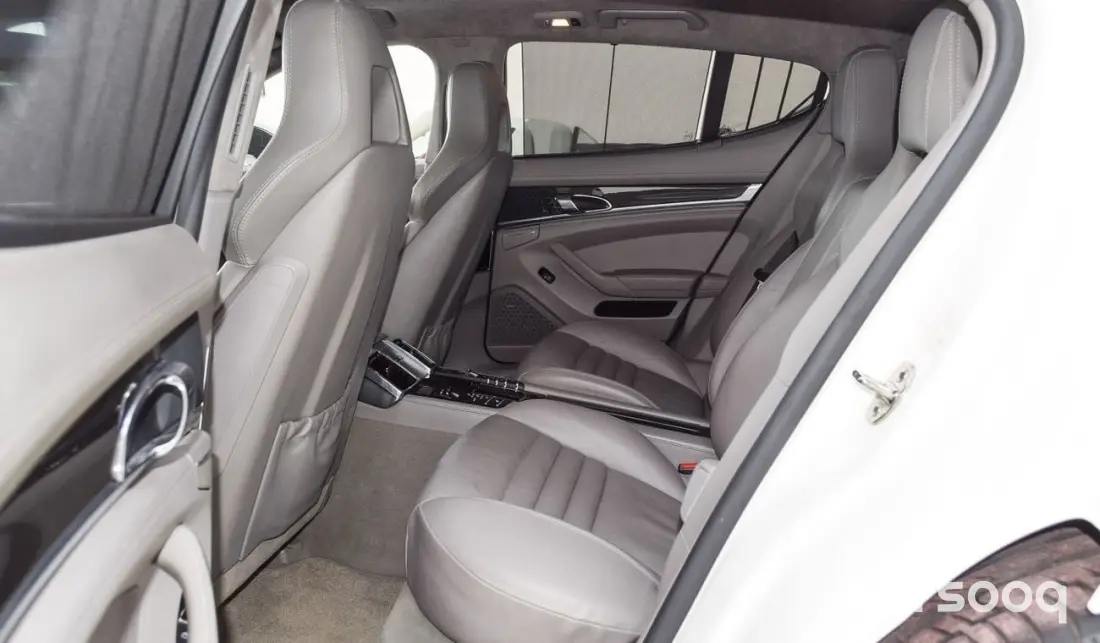 Porsche Panamera Turbo Fab Design 4.8L V8 2010 Model - White/Grey - Photo 9
